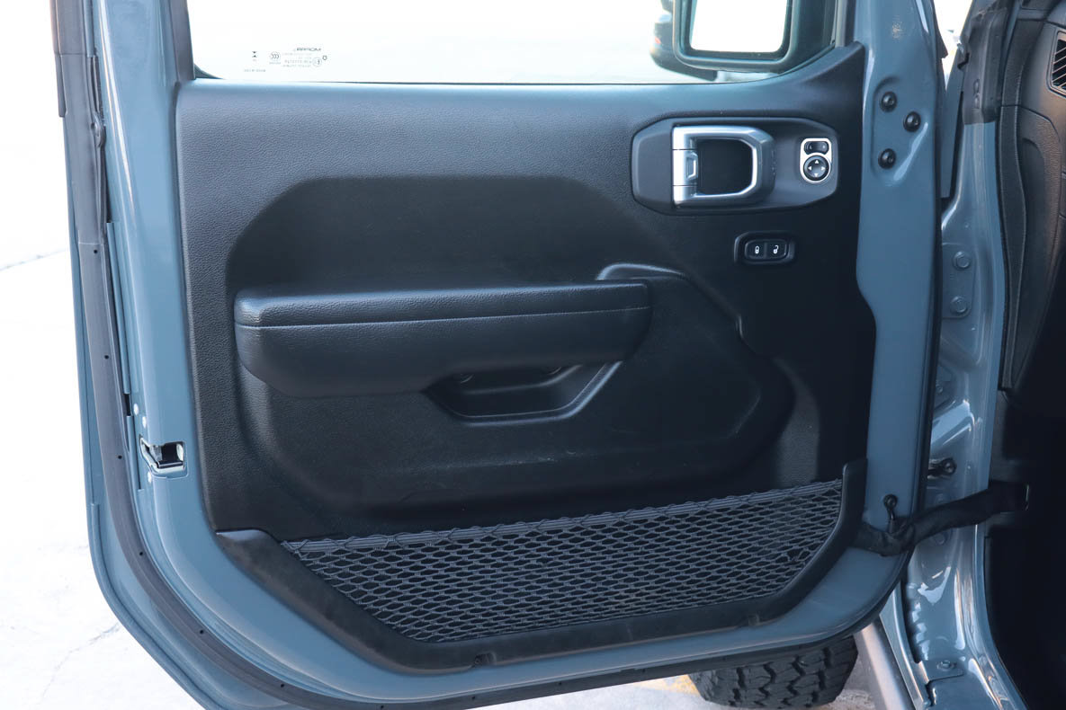 Used 2024 Jeep Wrangler Unlimited Rubicon 4xe AWD/4WD image 15