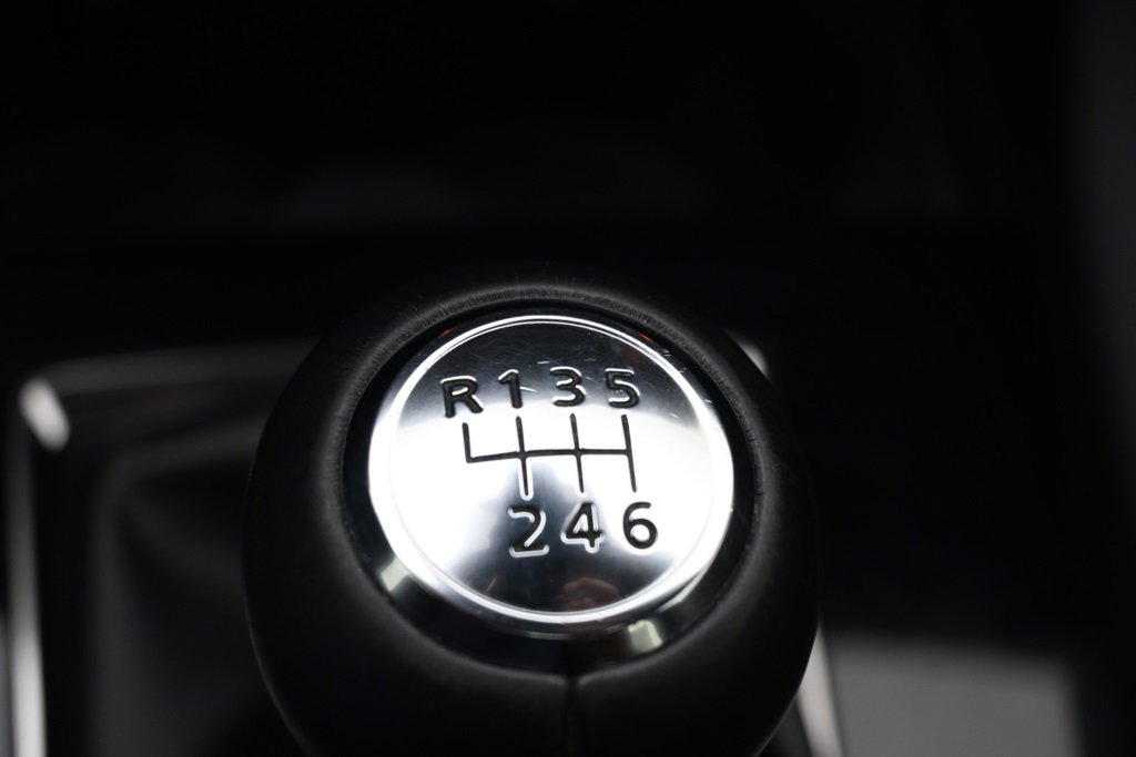 Used 2020 MAZDA MAZDA3 Hatchback w/ Premium Package image 34