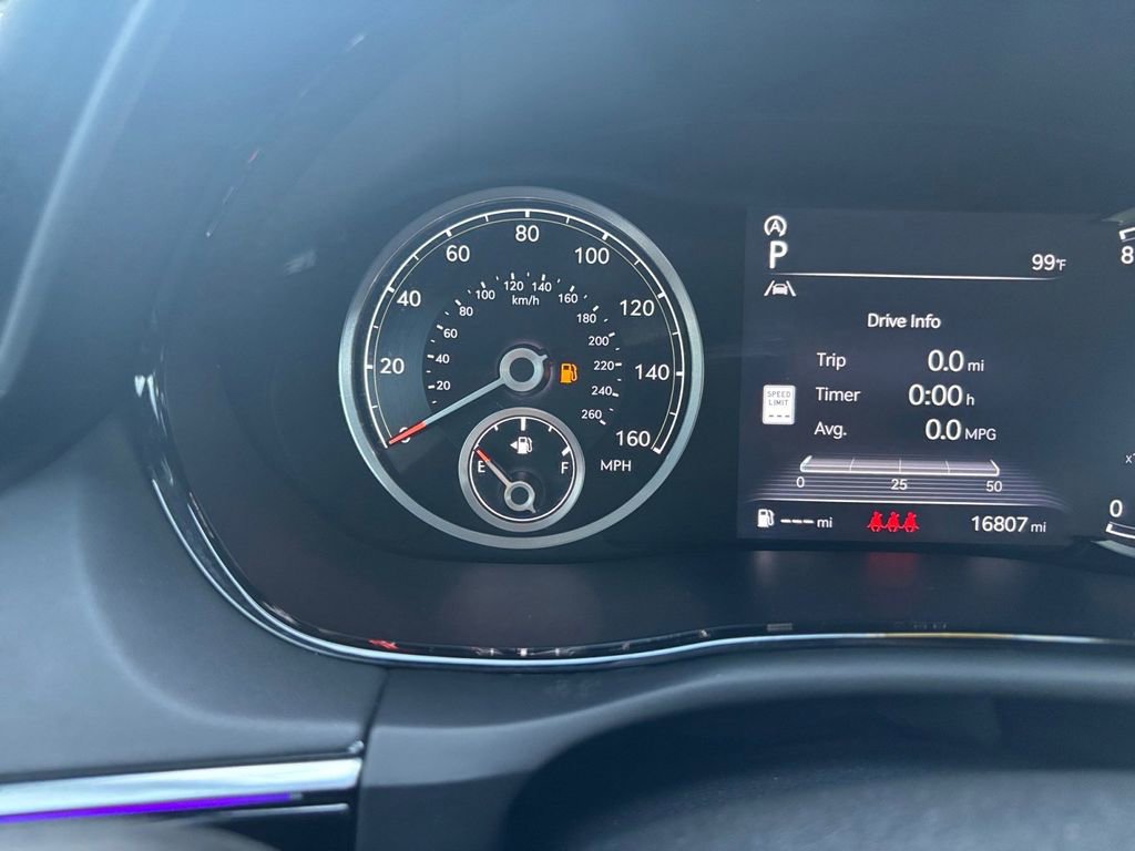 Used 2024 Genesis GV70 3.5T Sport AWD/4WD image 18