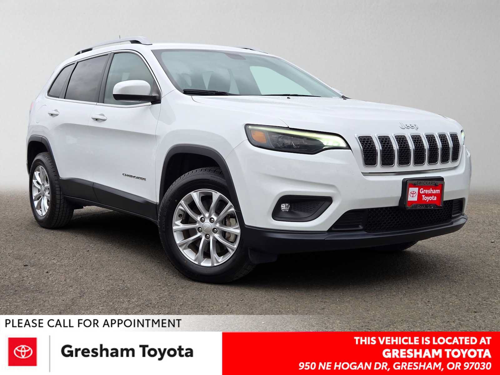 Used 2019 Jeep Cherokee Latitude w/ Popular Appearance Group