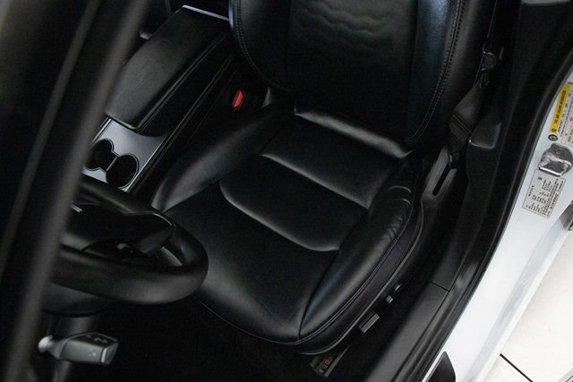 Used 2021 Tesla Model 3 Long Range image 26