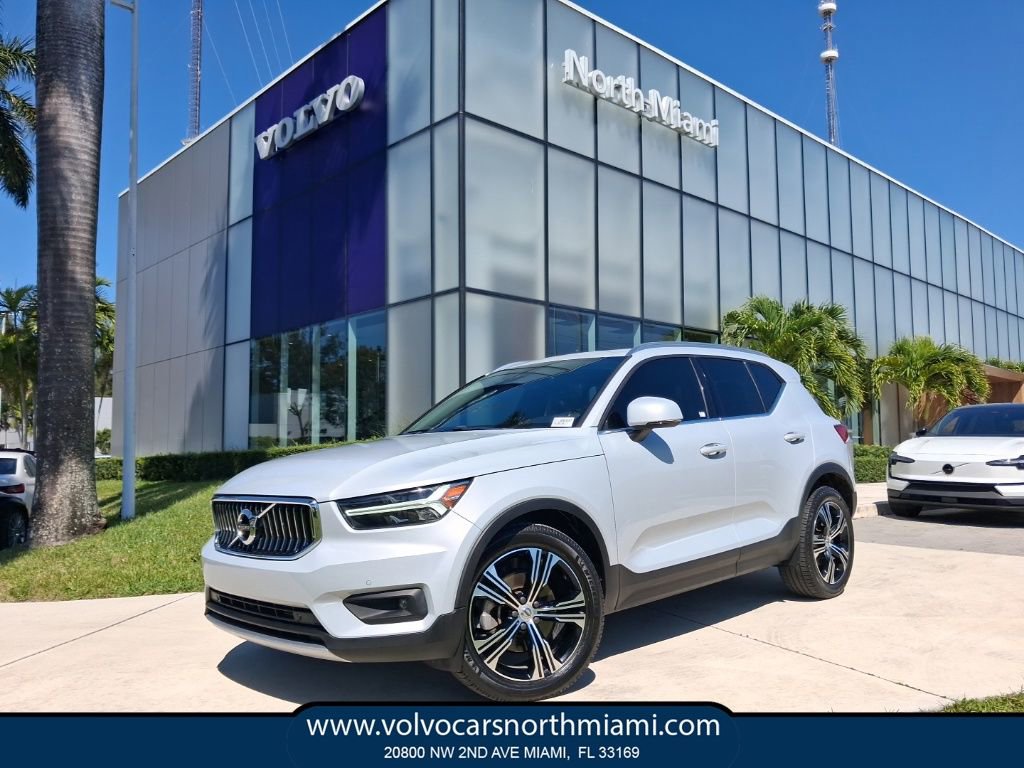 Used 2020 Volvo XC40 T5 Inscription