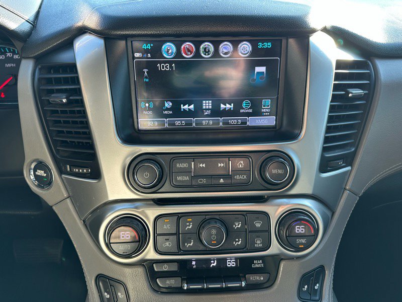 Used 2018 Chevrolet Suburban LT w/ LT Signature Package image 30