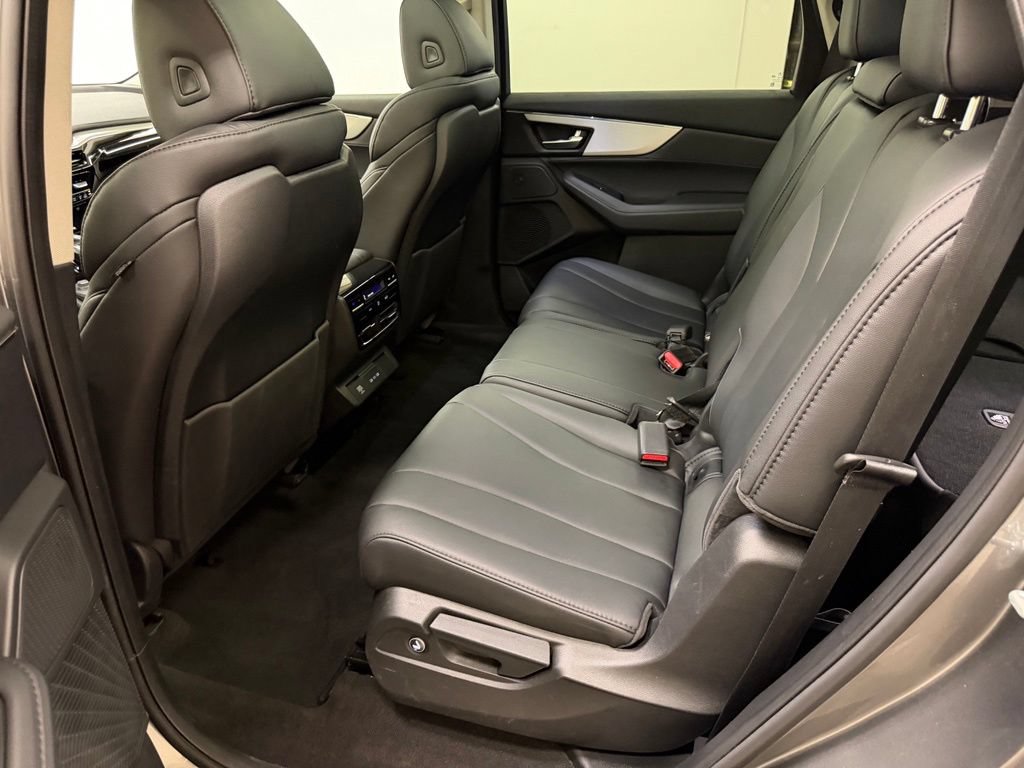 Certified 2025 Acura MDX SH-AWD image 30