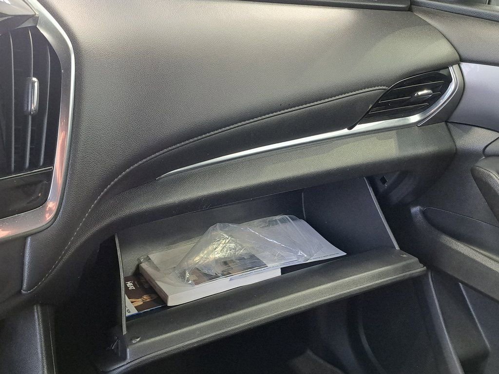 Used 2023 Chevrolet Traverse LT image 21