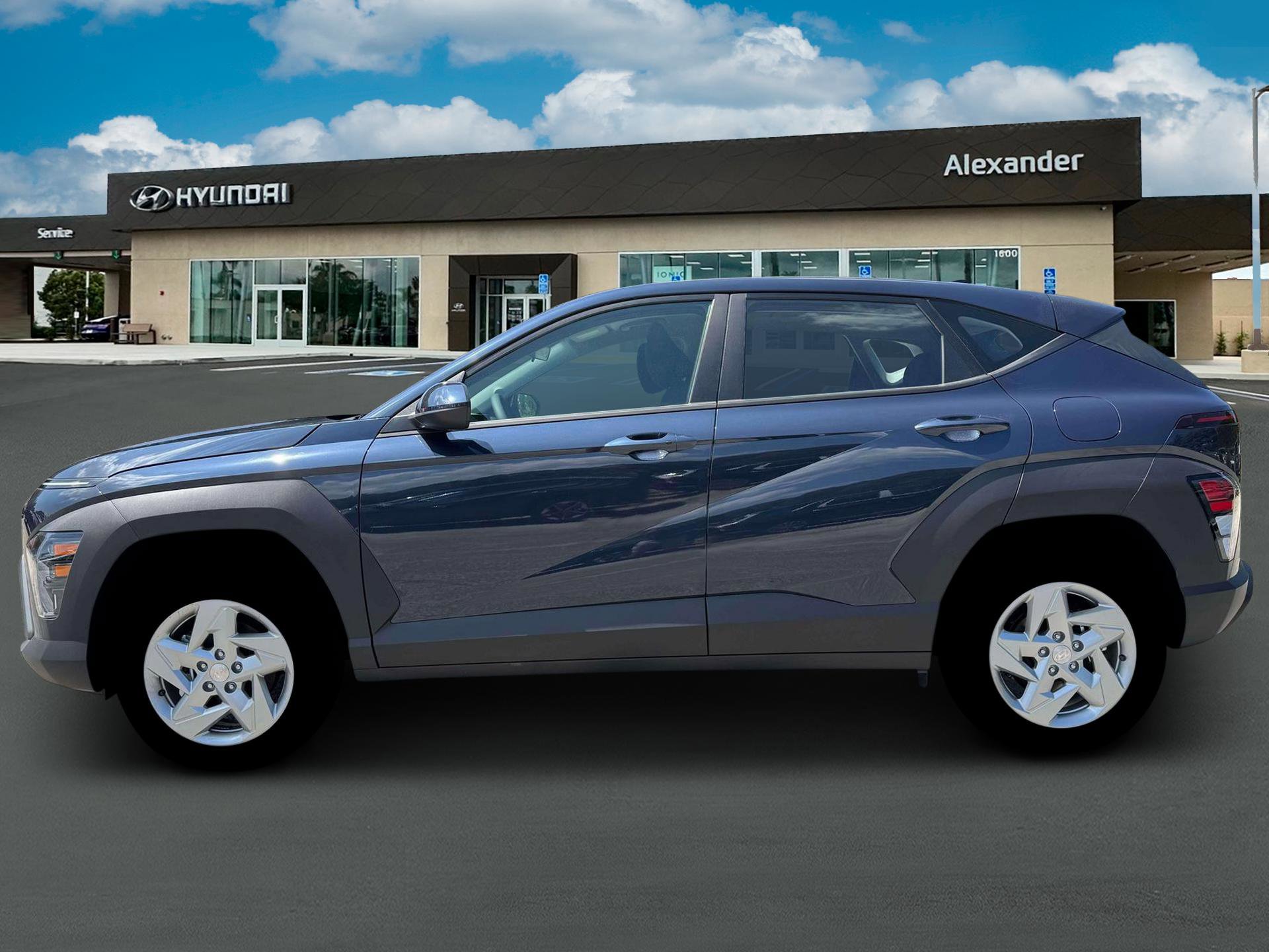 New 2026 Hyundai Kona SE FWD image 3