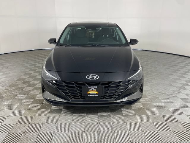 Used 2021 Hyundai Elantra SEL w/ Convenience + Premium Package FWD image 18