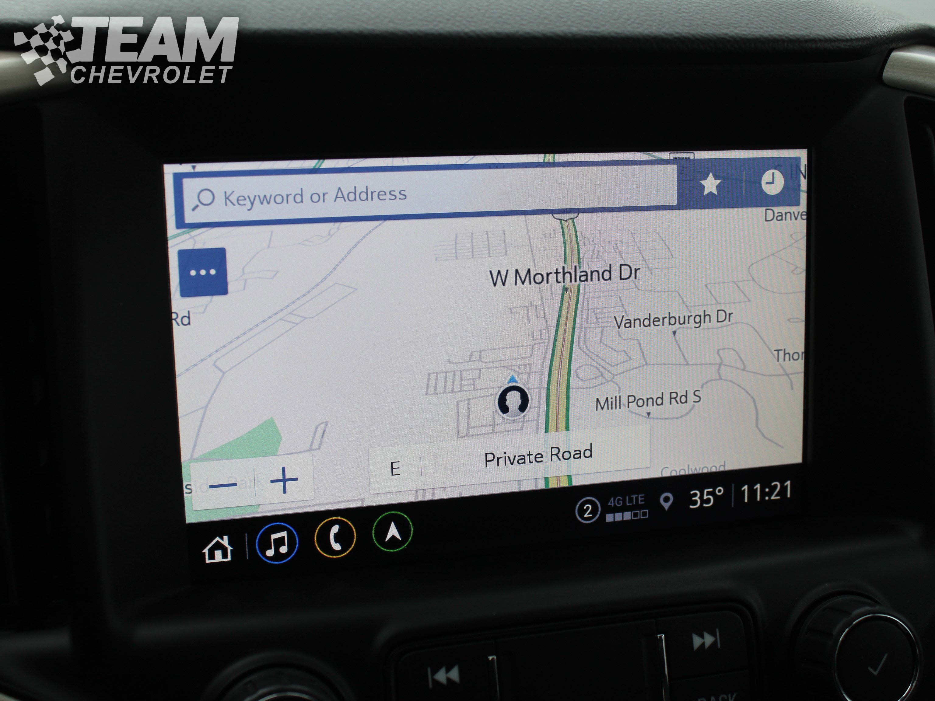 Certified 2024 GMC Terrain Denali w/ Black Diamond Edition image 18