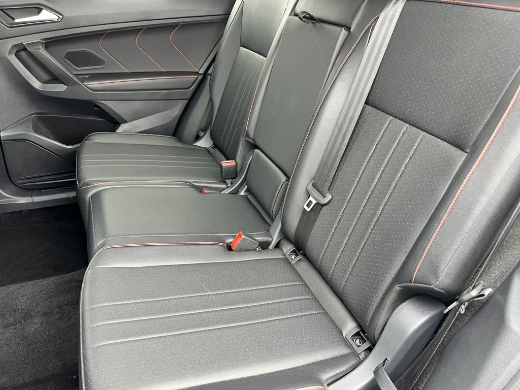 Used 2024 Volkswagen Tiguan Wolfsburg Edition image 11