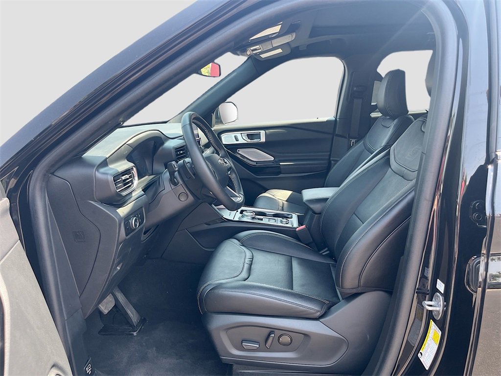 Used 2023 Ford Explorer ST w/ Equipment Group 401A image 22