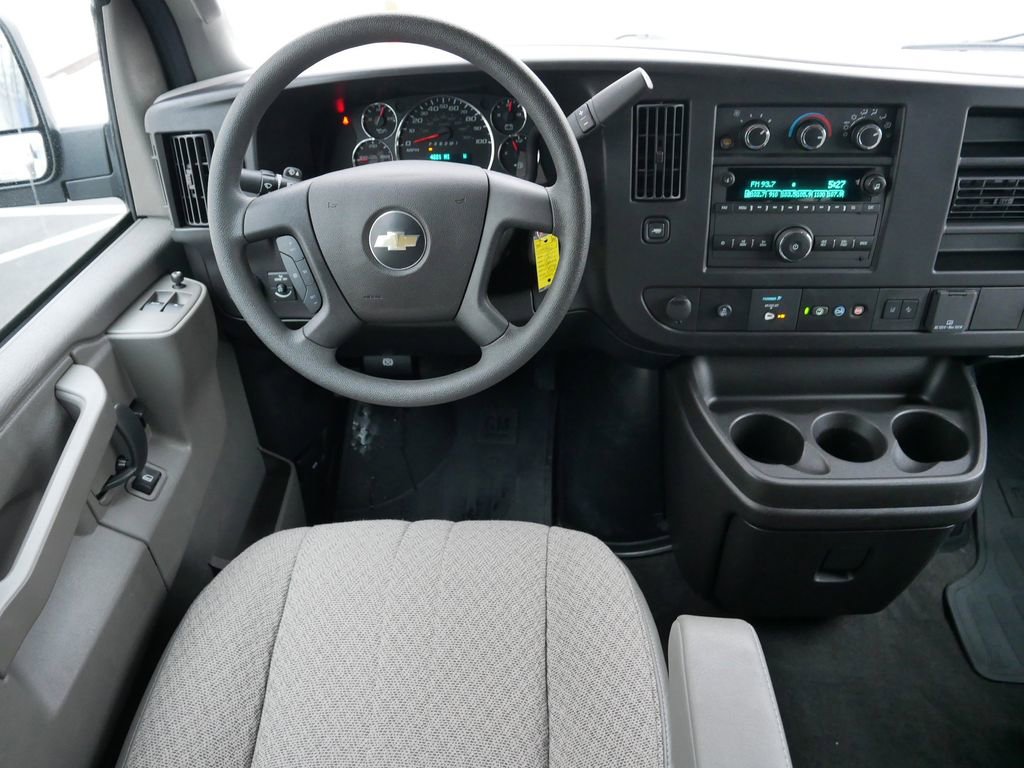 Used 2025 Chevrolet Express 3500 LT w/ LT Preferred Equipment Group image 19
