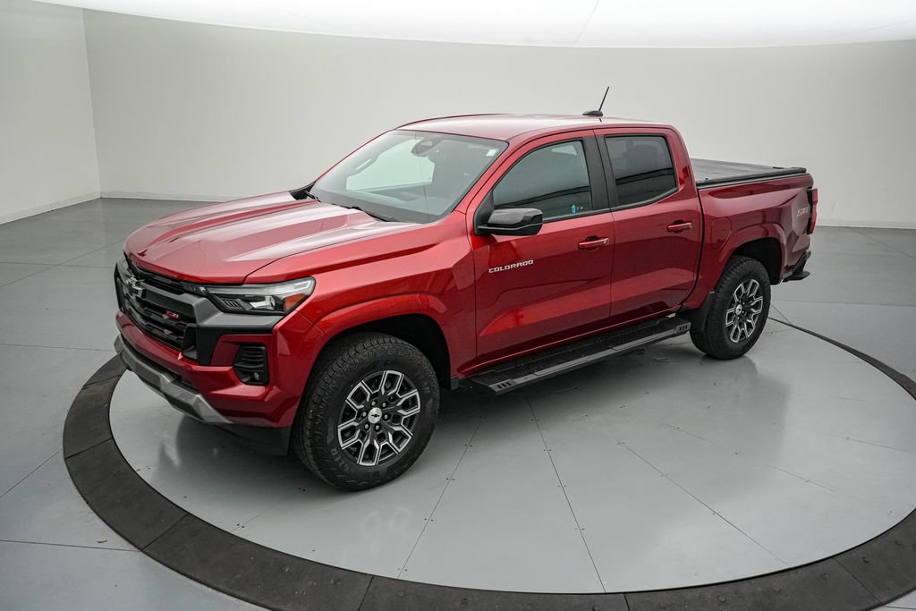 Used 2023 Chevrolet Colorado Z71 w/ Advanced Trailering Package AWD/4WD image 9