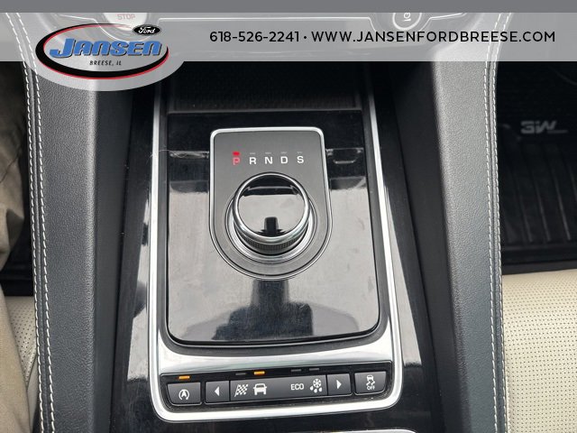 Used 2017 Jaguar F-PACE R-Sport image 21