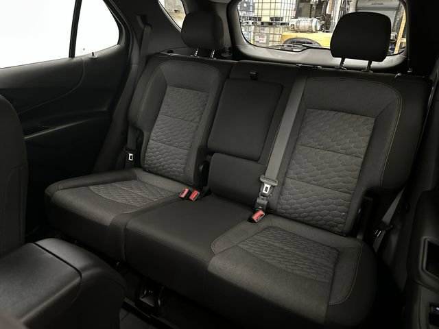 Used 2021 Chevrolet Equinox LT image 27