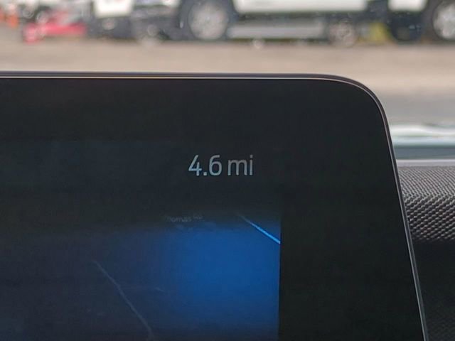 Used 2025 Ford Expedition Active image 31