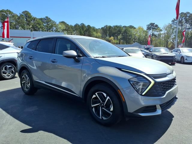 Used 2024 Kia Sportage LX AWD/4WD image 1