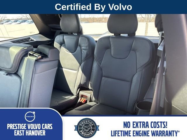 Certified 2024 Volvo XC90 B6 Ultimate w/ Protection Package Premier image 13