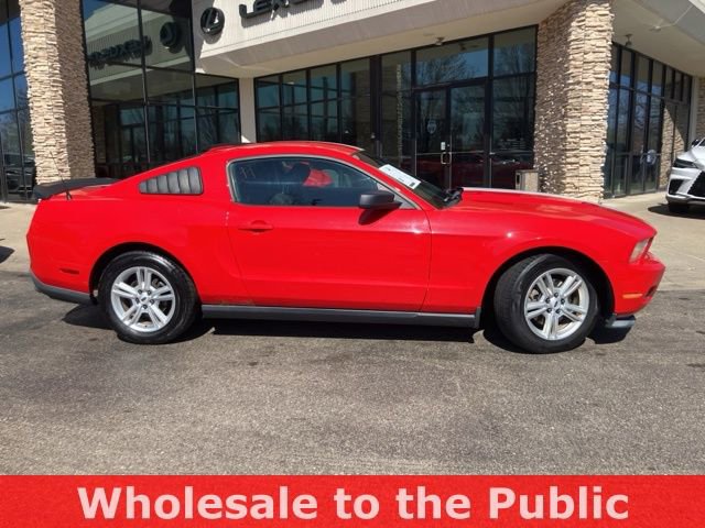 Used 2012 Ford Mustang Coupe image 3