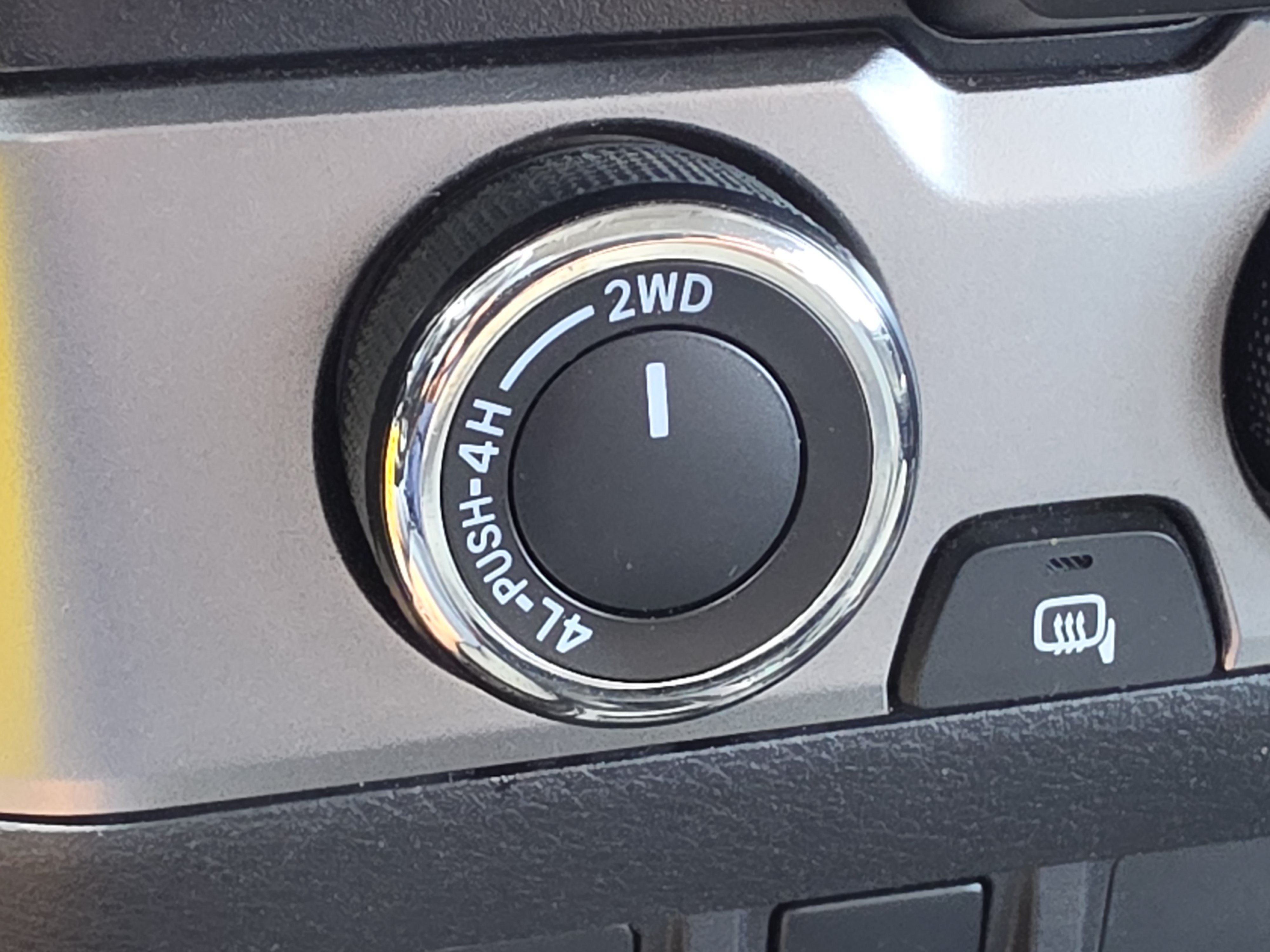 Certified 2020 Toyota Tacoma SR5 AWD/4WD image 22