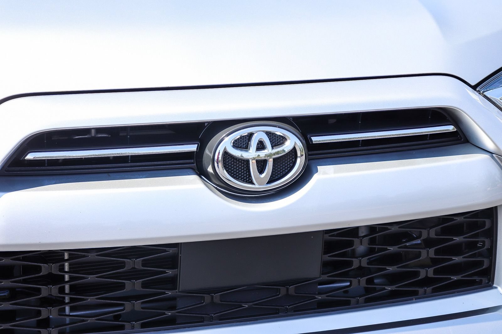 Certified 2023 Toyota 4Runner TRD Off-Road Premium AWD/4WD image 13