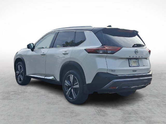 Used 2023 Nissan Rogue SL AWD/4WD image 4