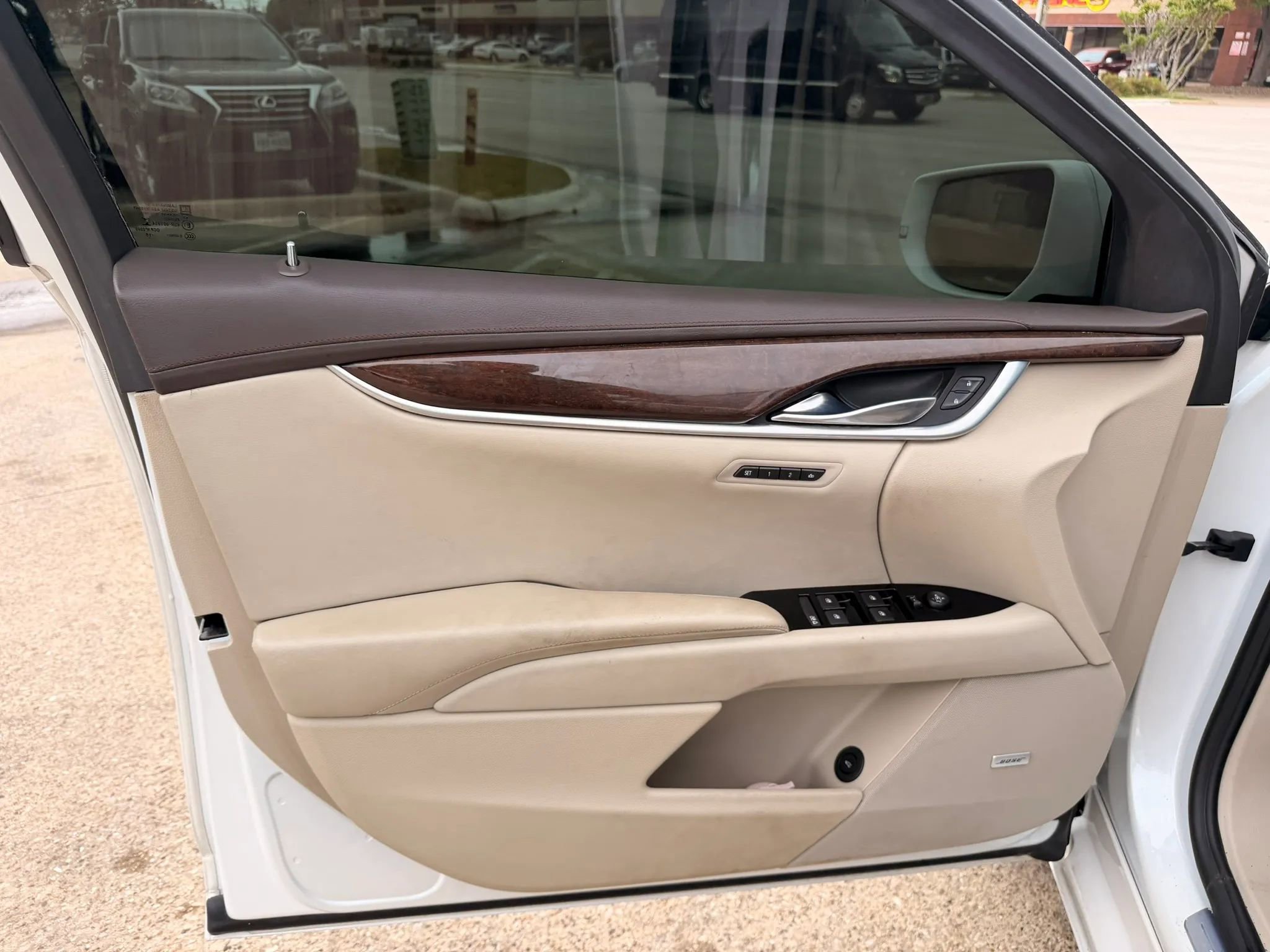 Used 2016 Cadillac XTS Premium image 9