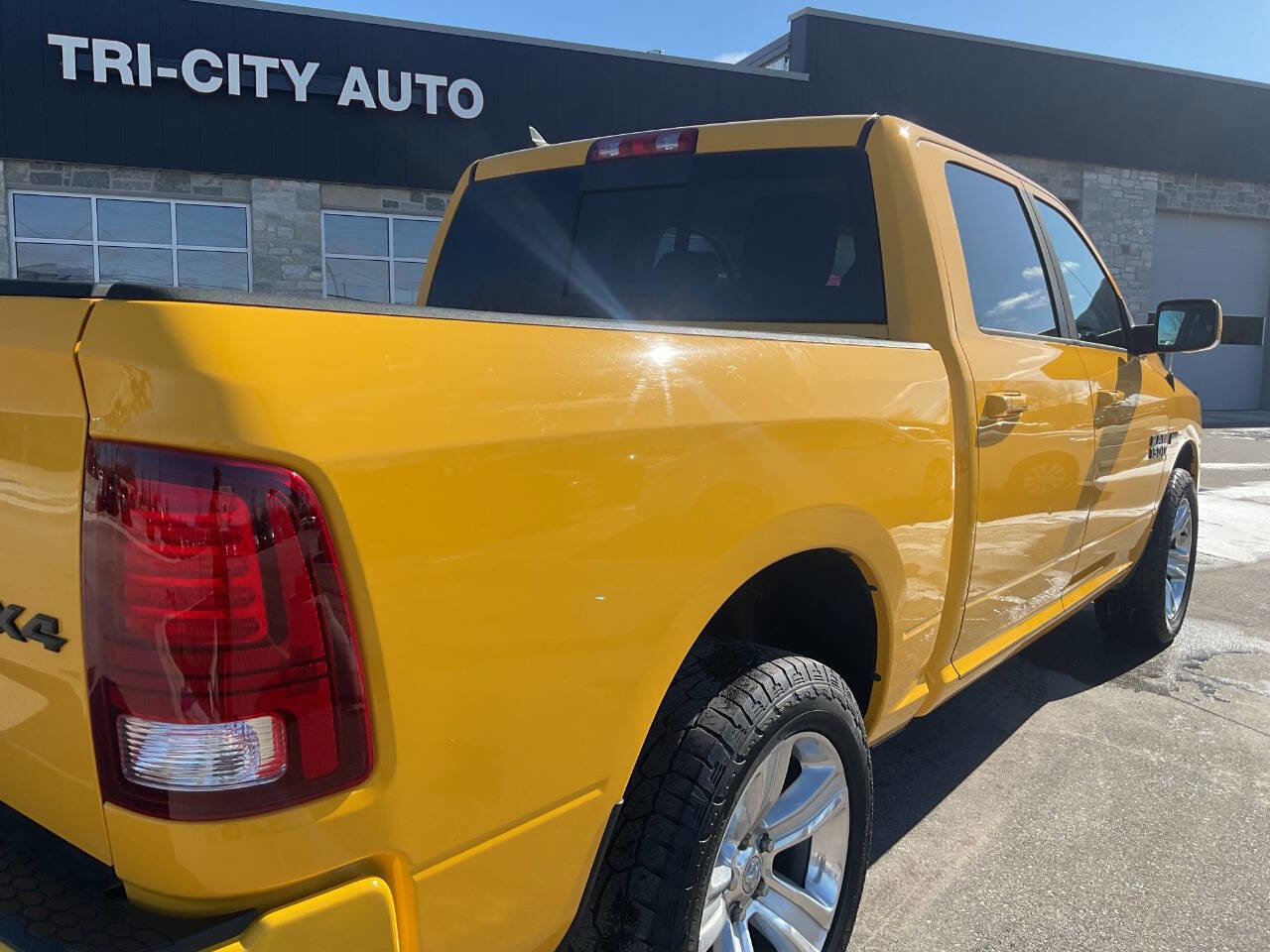 Used 2016 RAM 1500 Sport w/ Stinger Yellow Sport Package image 8
