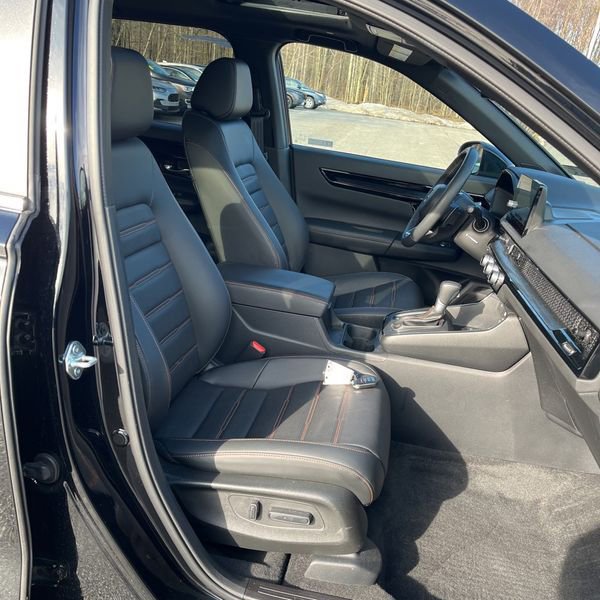 Used 2024 Honda CR-V Sport Touring image 26