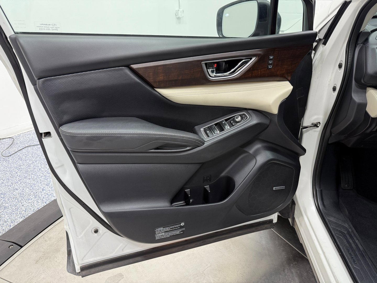 Used 2022 Subaru Ascent Touring w/ Popular Package #2A image 11