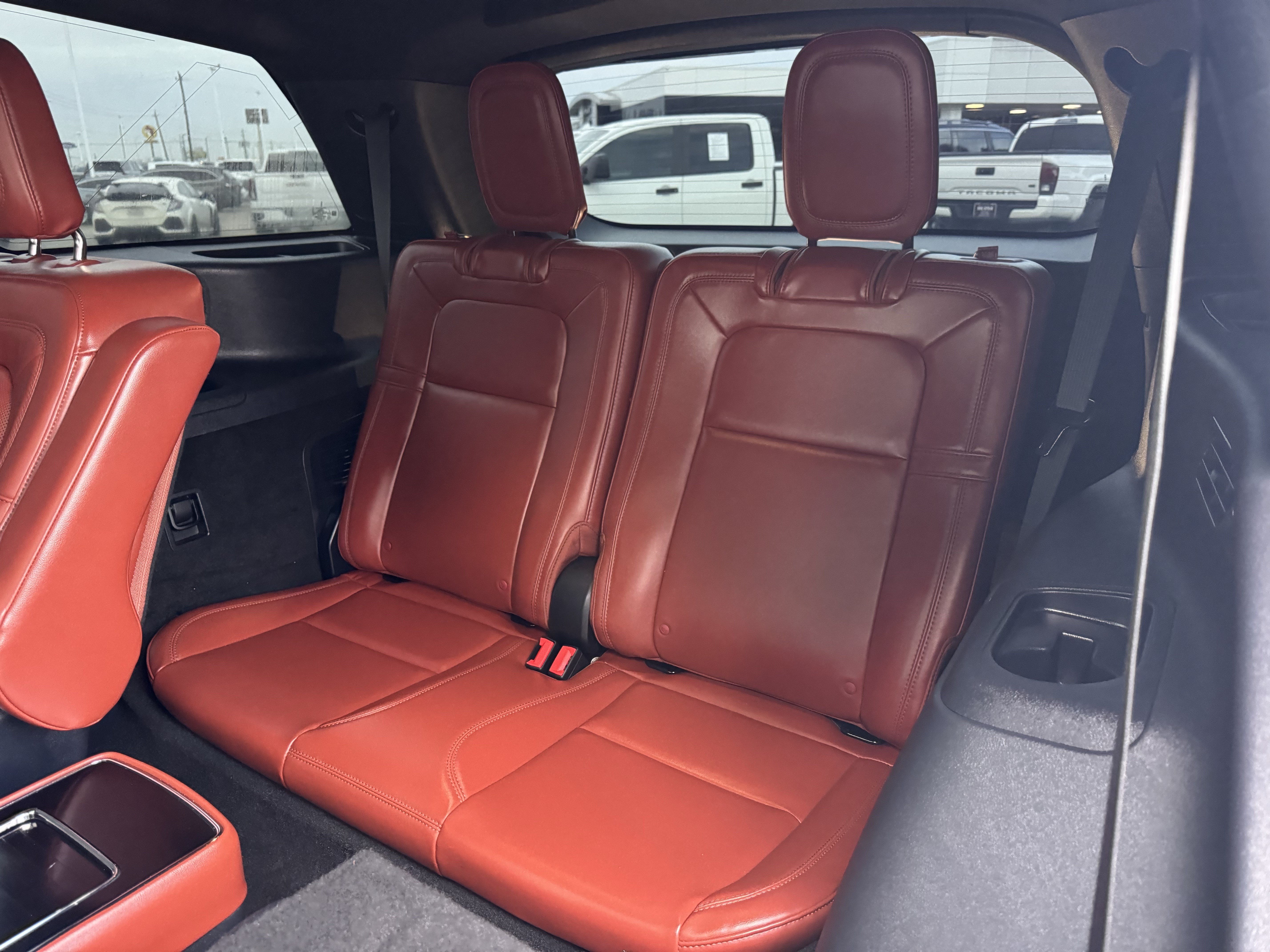 Used 2025 Lincoln Aviator Reserve w/ Equipment Group 201A AWD/4WD image 26