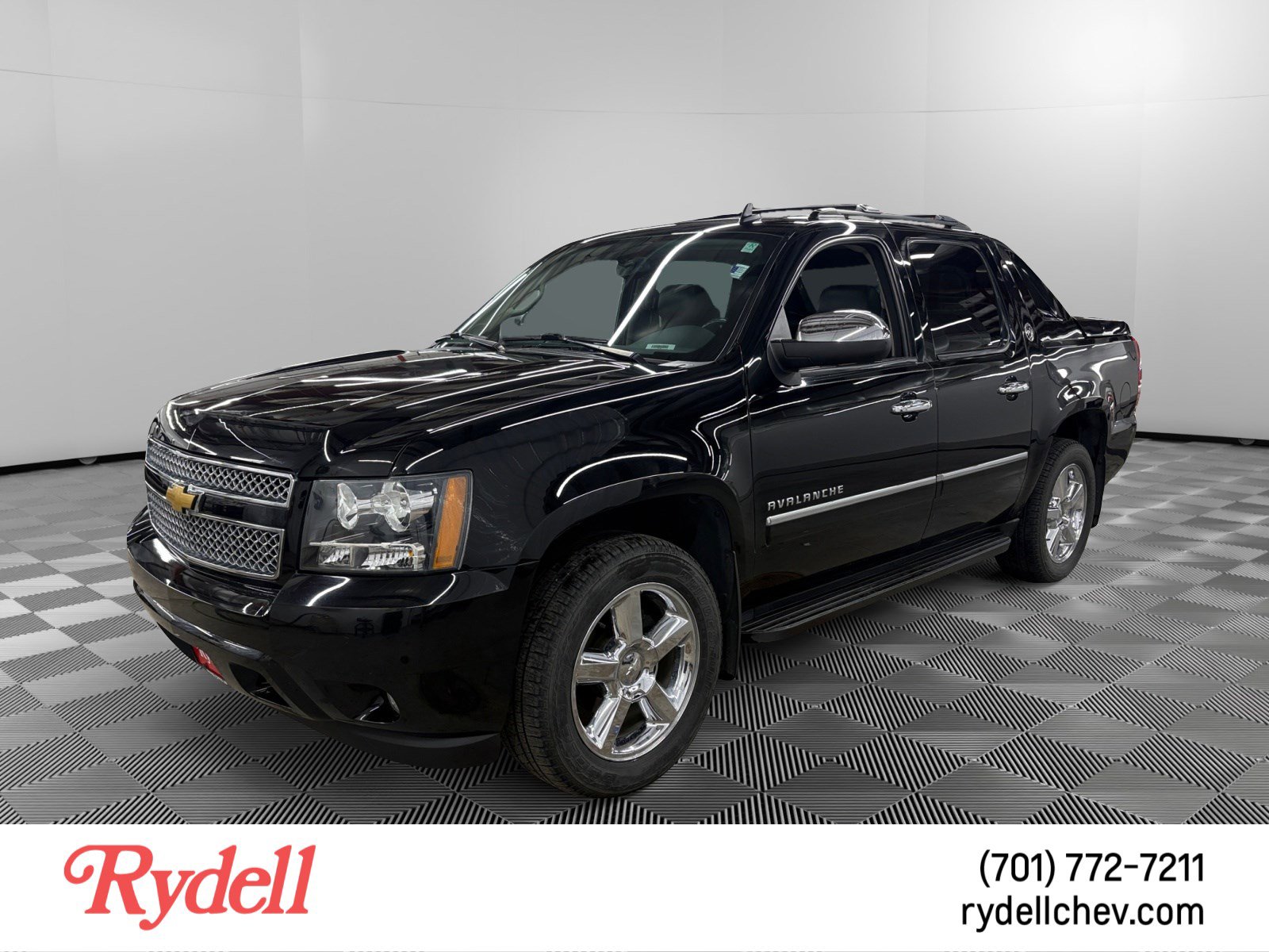 Used 2013 Chevrolet Avalanche LTZ