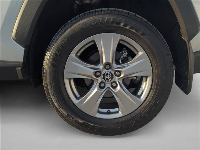 Certified 2024 Toyota RAV4 XLE w/ Convenience Package FWD image 6