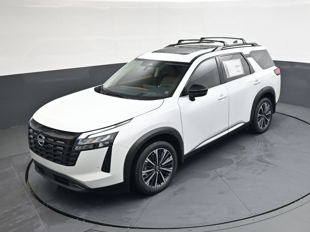 New 2026 Nissan Pathfinder Platinum w/ Cargo Package AWD/4WD image 34