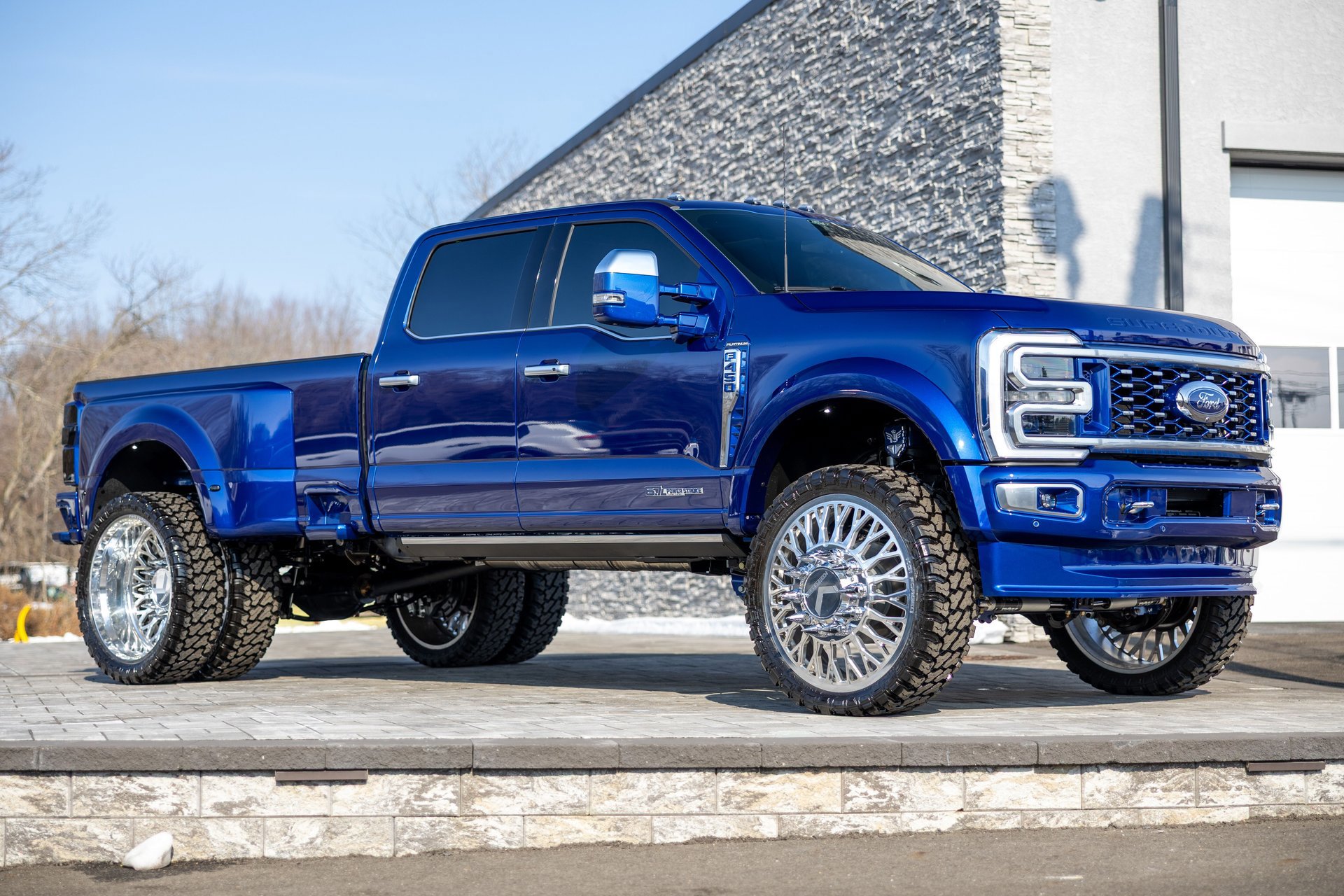 Used 2026 Ford F450 Platinum w/ Platinum Plus Package image 3