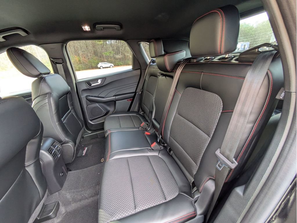 New 2026 Ford Escape ST-Line Select w/ Equipment Group 401A image 27