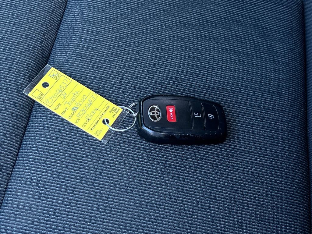 Used 2024 Toyota Prius LE image 30