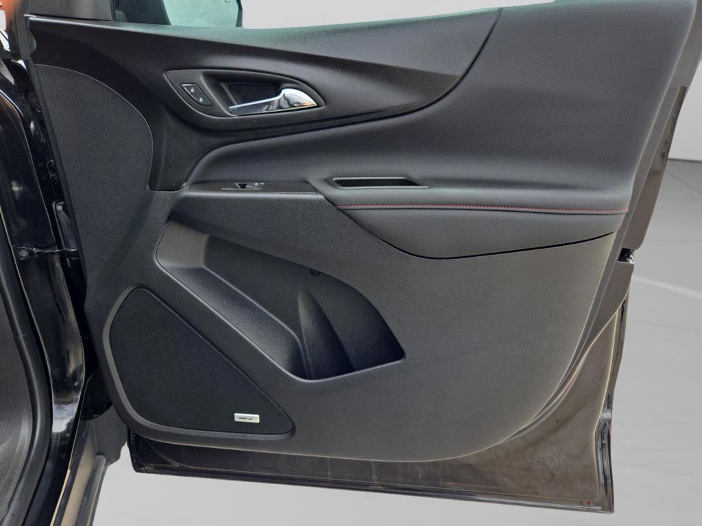 Used 2024 Chevrolet Equinox RS w/ RS Leather Package image 30