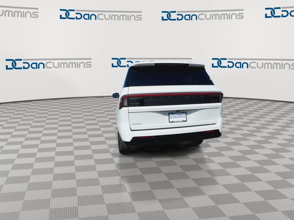 New 2027 Lincoln Navigator L Reserve AWD/4WD image 7