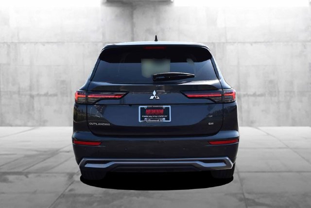 Used 2025 Mitsubishi Outlander SE AWD/4WD image 6