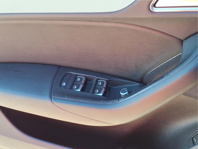 Used 2018 Audi Q3 2.0T Premium image 18