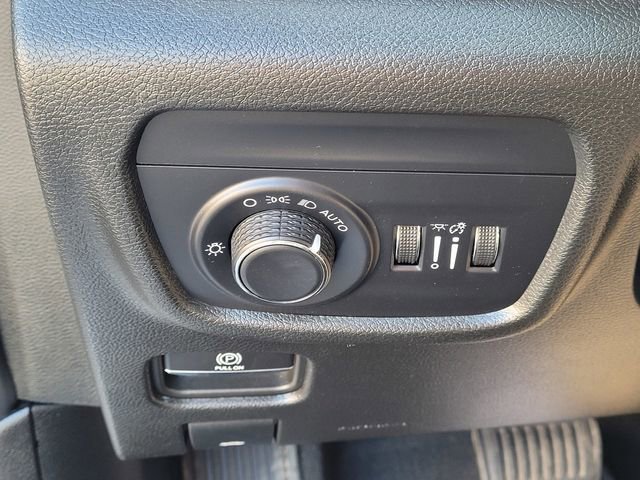 Used 2024 Jeep Grand Cherokee Altitude image 24