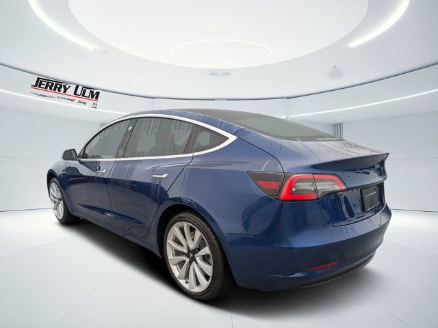 Used 2020 Tesla Model 3 Standard Range Plus image 5