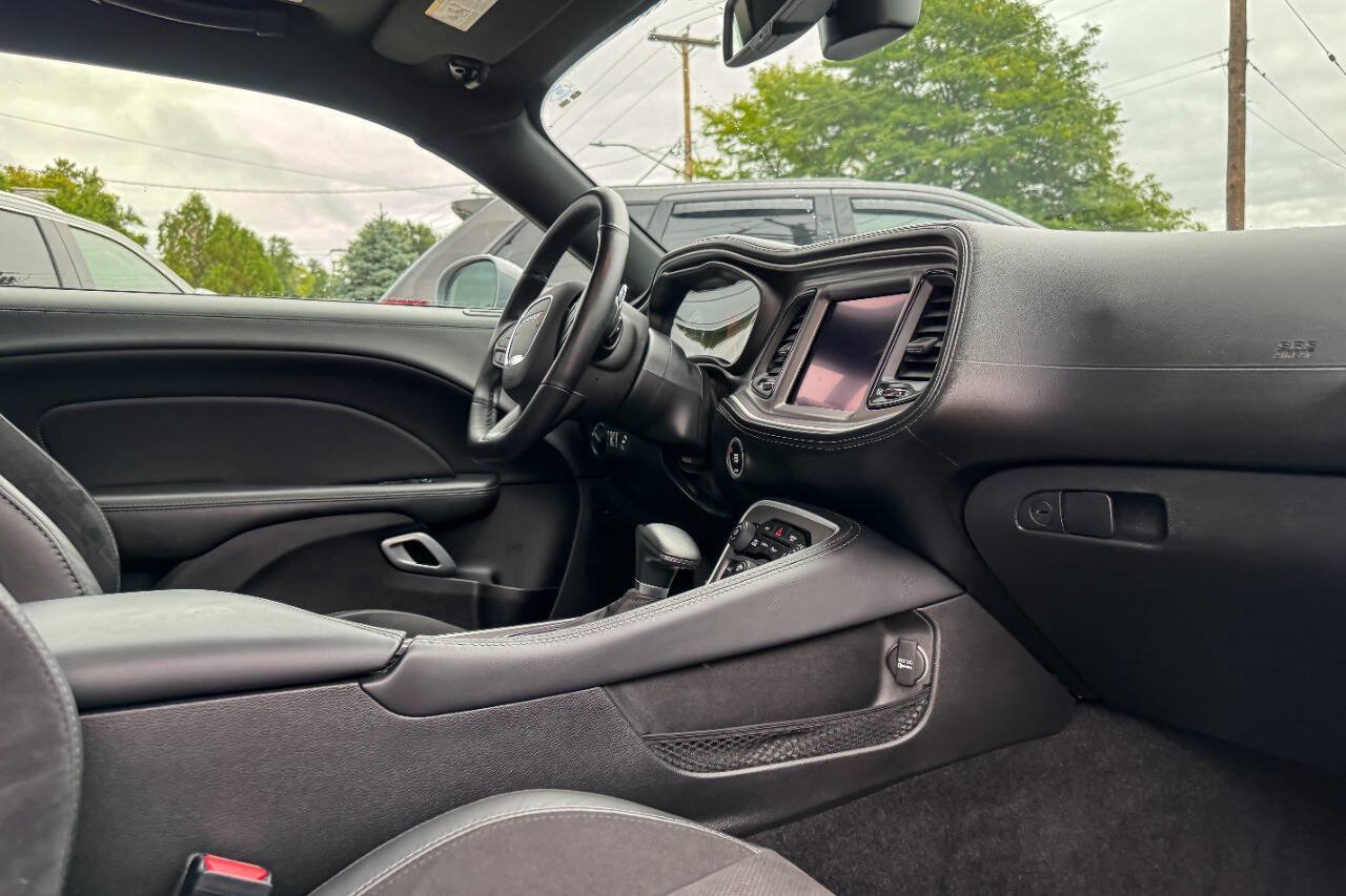 Used 2021 Dodge Challenger R/T Scat Pack RWD image 18