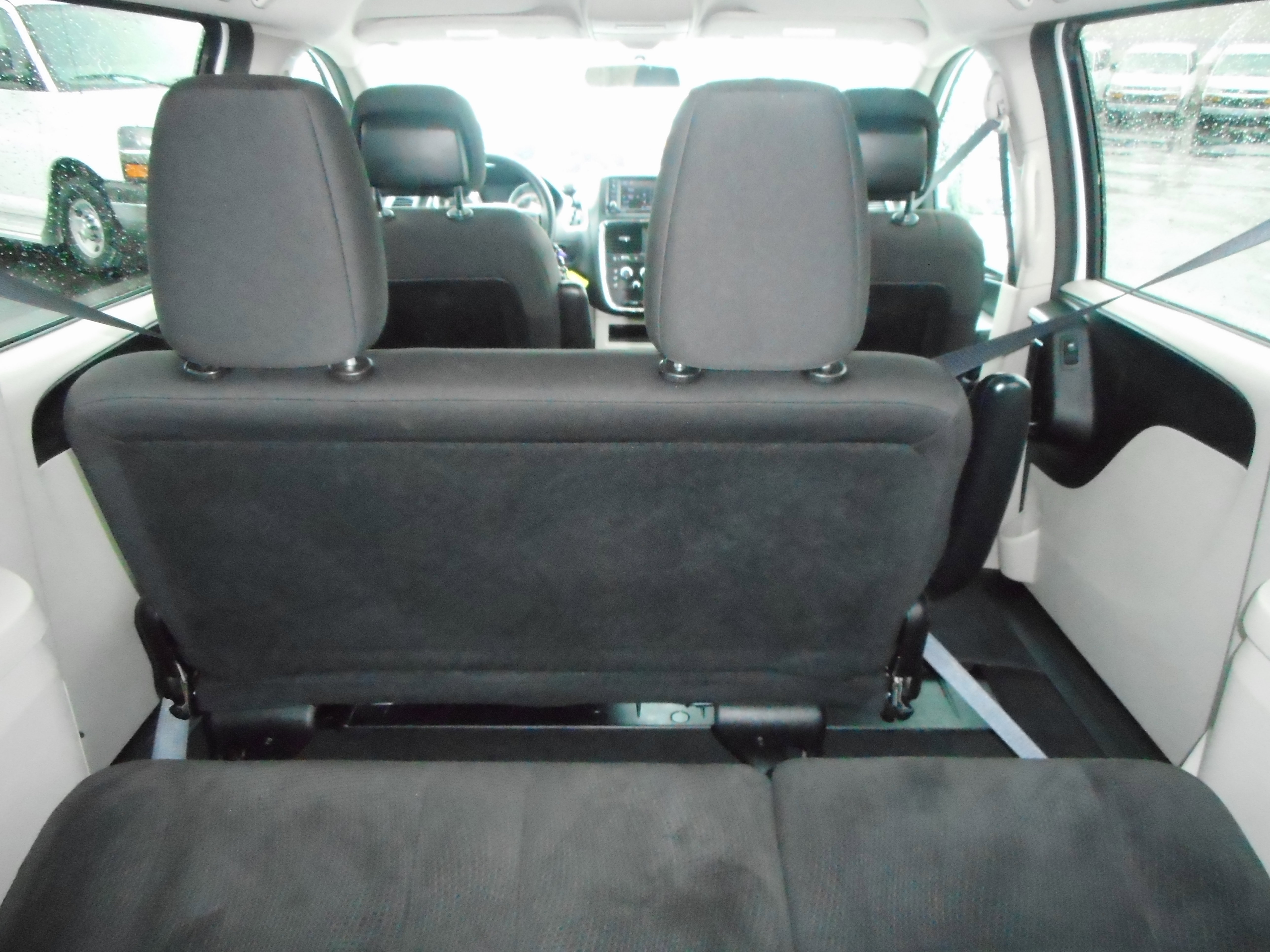 Used 2017 Dodge Grand Caravan SE w/ Power Window Group FWD image 25