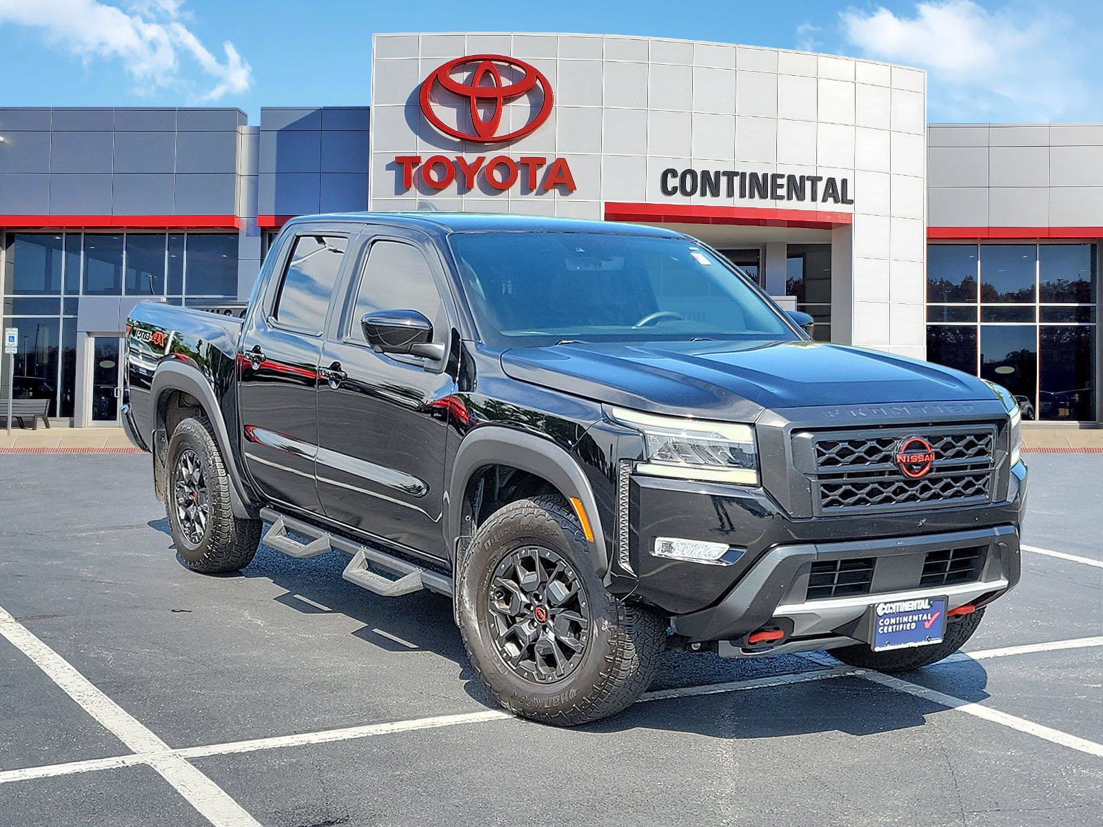 Used 2023 Nissan Frontier PRO-4X w/ Pro-4X Premium Package AWD/4WD video 2