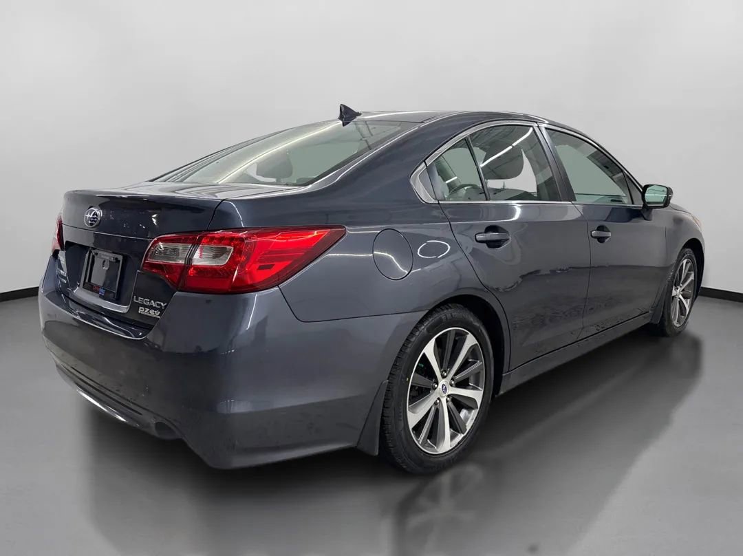 Used 2017 Subaru Legacy 2.5i Limited AWD/4WD image 10