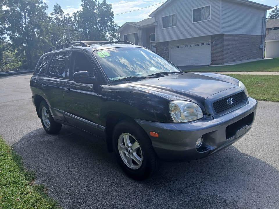 Used 2004 Hyundai Santa Fe GLS FWD image 4