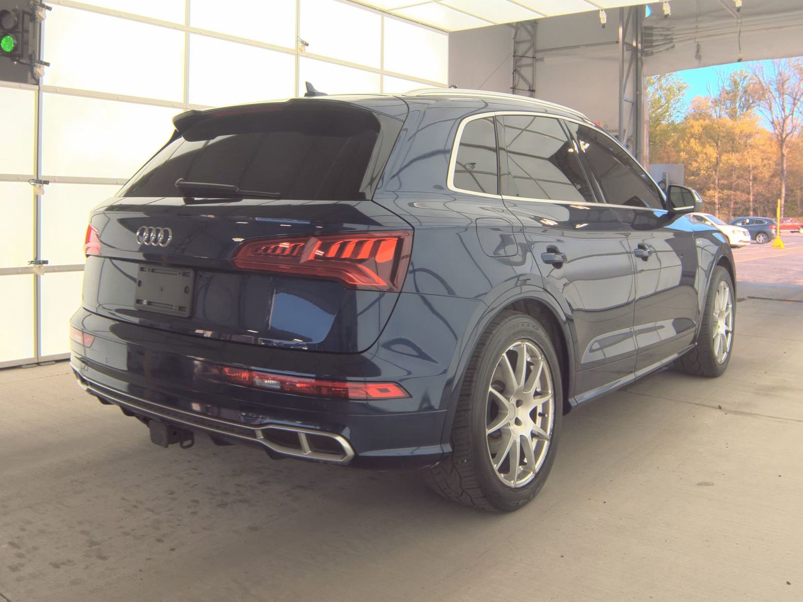 Used 2018 Audi SQ5 Premium Plus AWD/4WD image 8