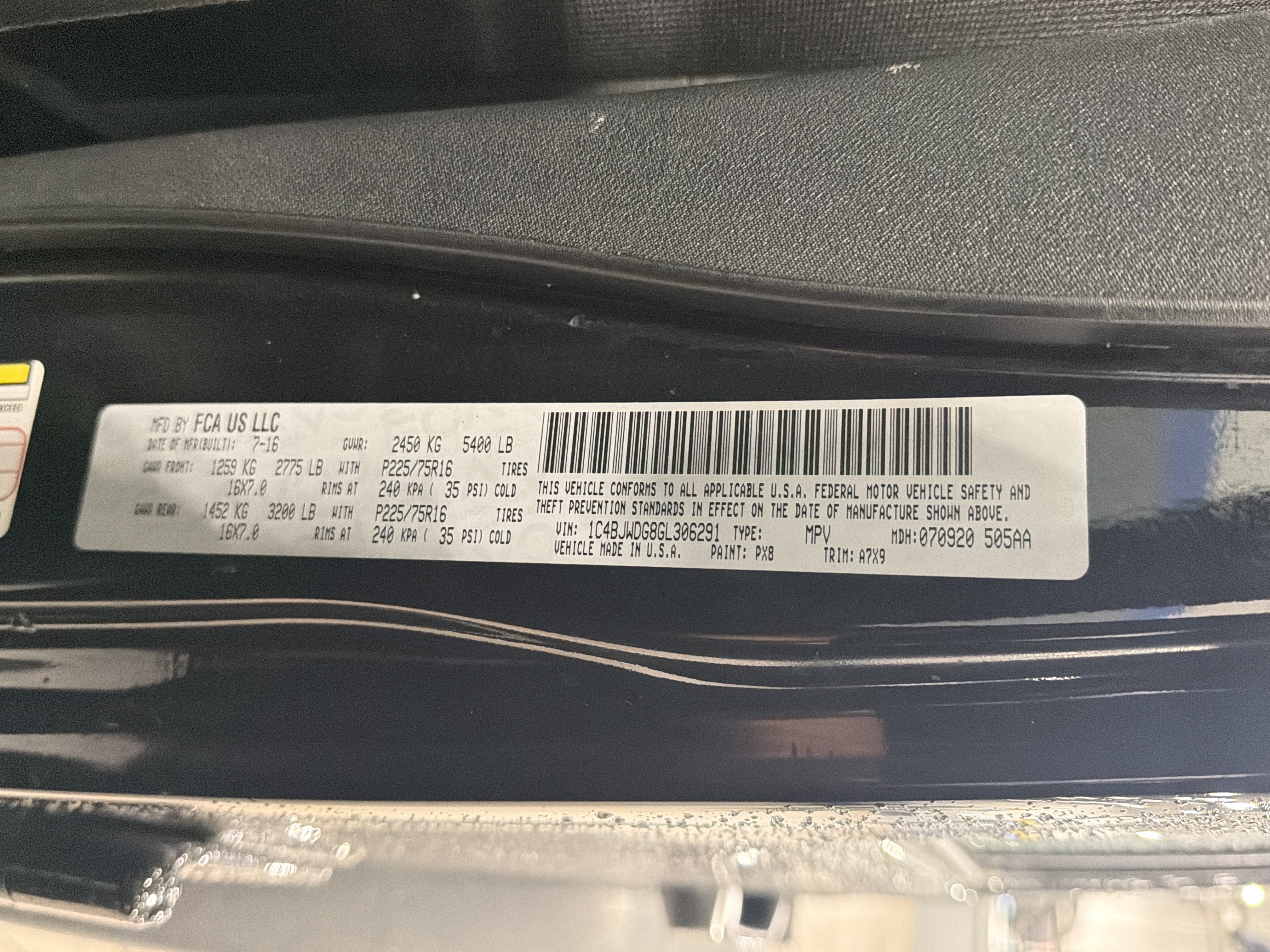 Used 2016 Jeep Wrangler Unlimited Sport w/ Connectivity Group AWD/4WD image 36