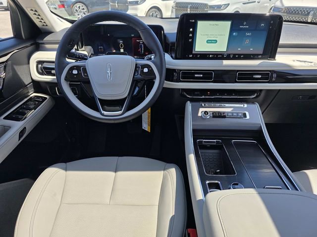 New 2026 Lincoln Aviator 2WD image 6